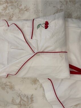 Petite Plume long sleeve set - never worn